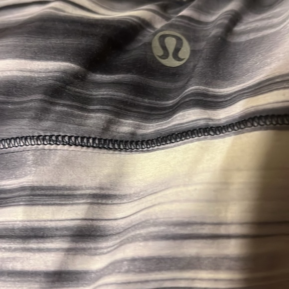 Lululemon Run Split Singlet Tank Top Mirage Deep Indigo Relaxed Fit Size 8 - Picture 5 of 5